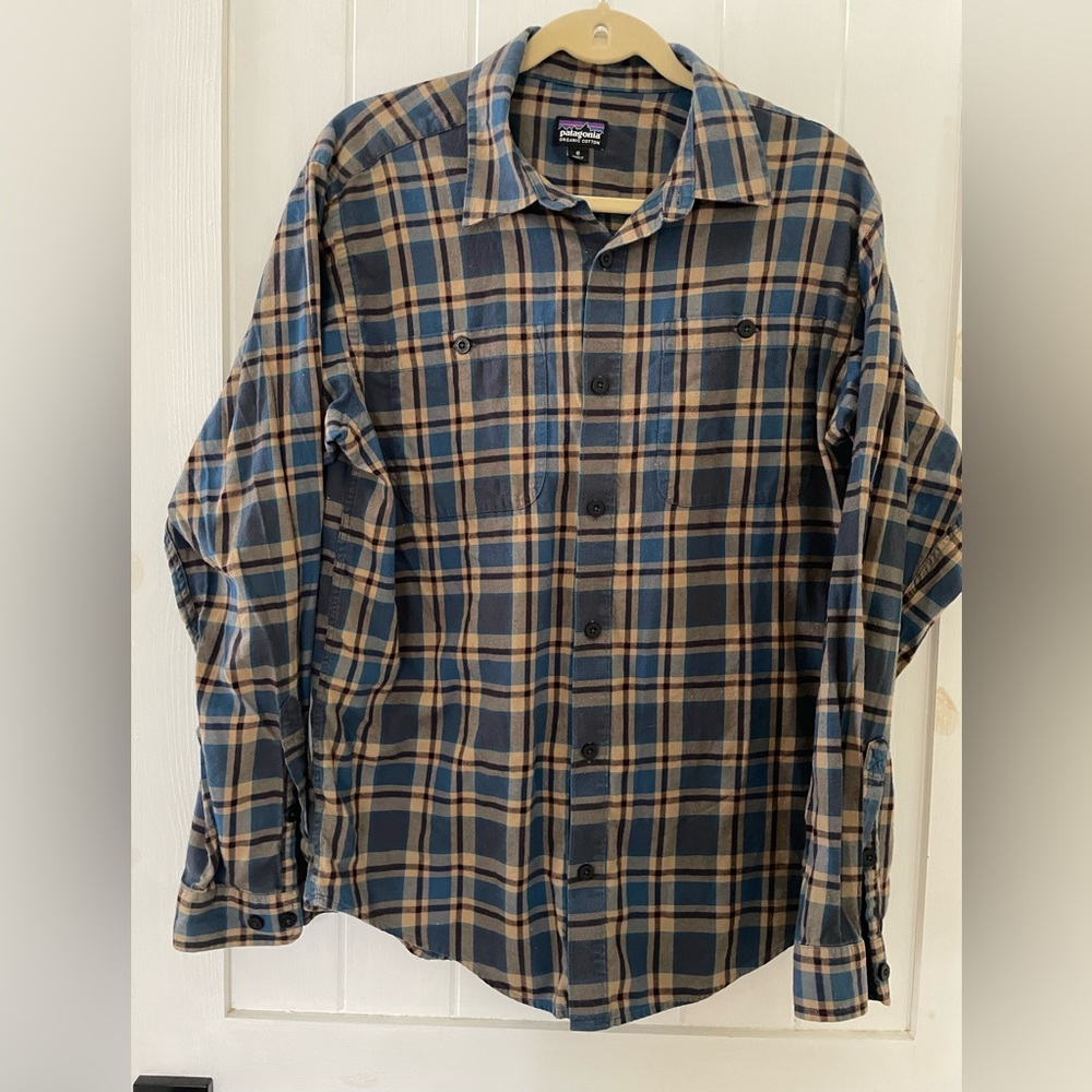 Patagonia Shirt Mens Size M Plaid Long Sleeves  Organic Cotton